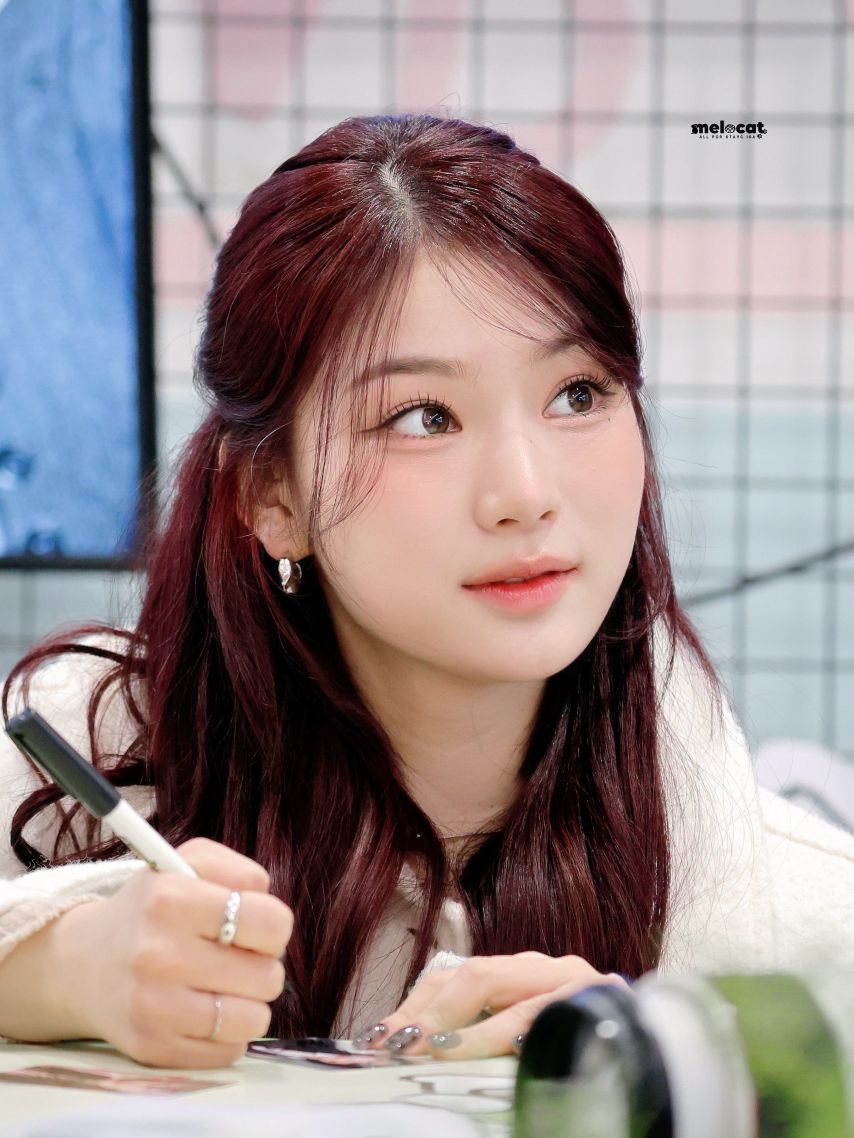 스테이씨 아이사