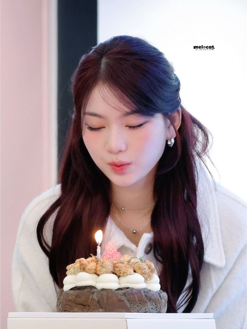 스테이씨 아이사