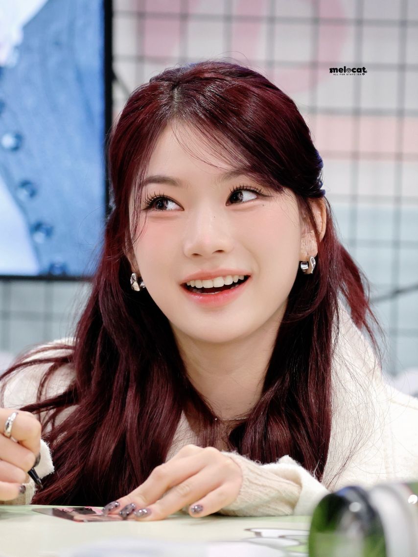 스테이씨 아이사