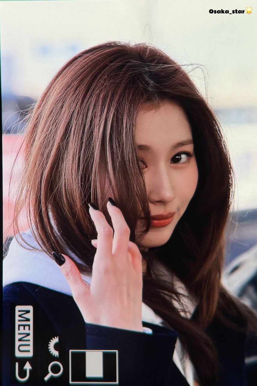 오늘 출국하는 트와이스 사나