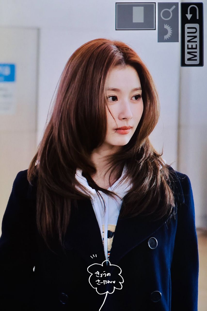 오늘 출국하는 트와이스 사나