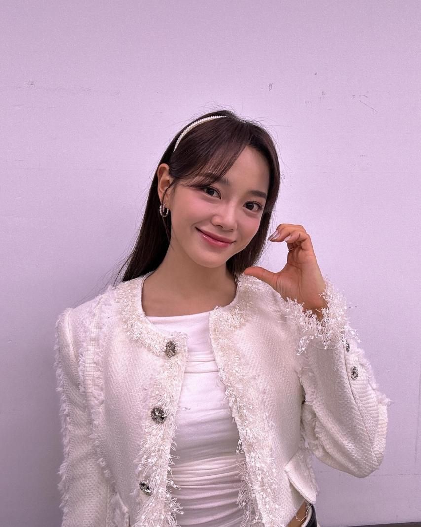 김세정