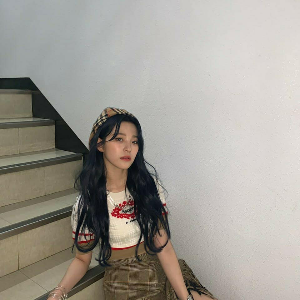 프로미스나인 지헌