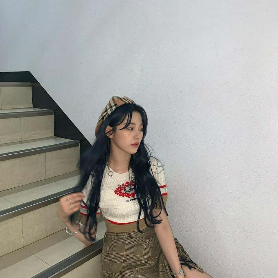 프로미스나인 지헌