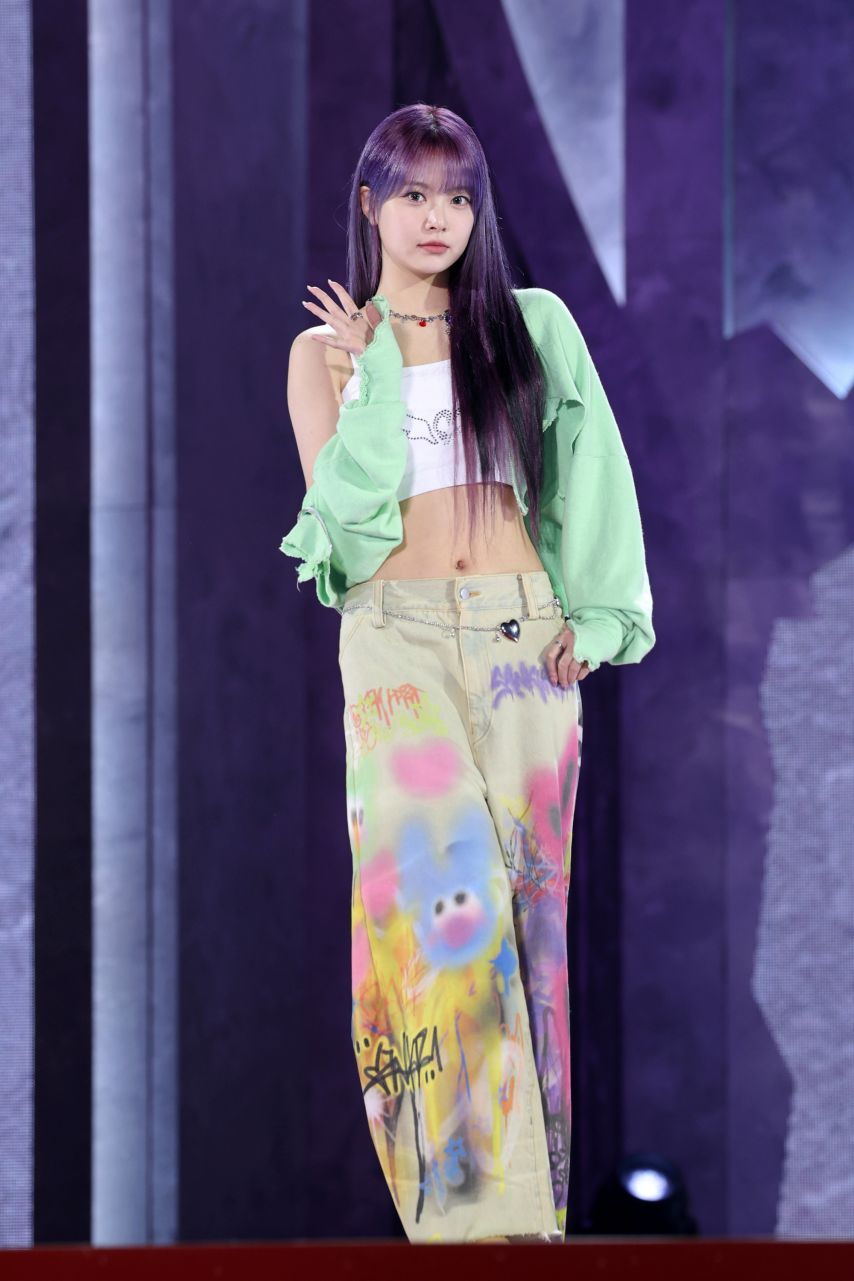 르세라핌 고화질