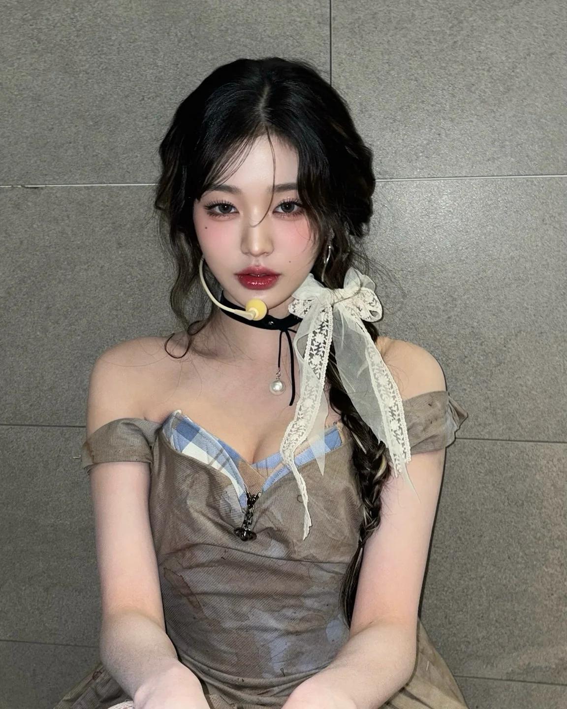 잔망스러운 표정으로 챌린지 찍는 아이브 장원영 과감한 윗슴골