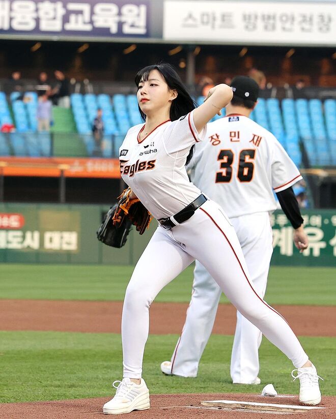 같은팀 원투펀치 하지원 우수한