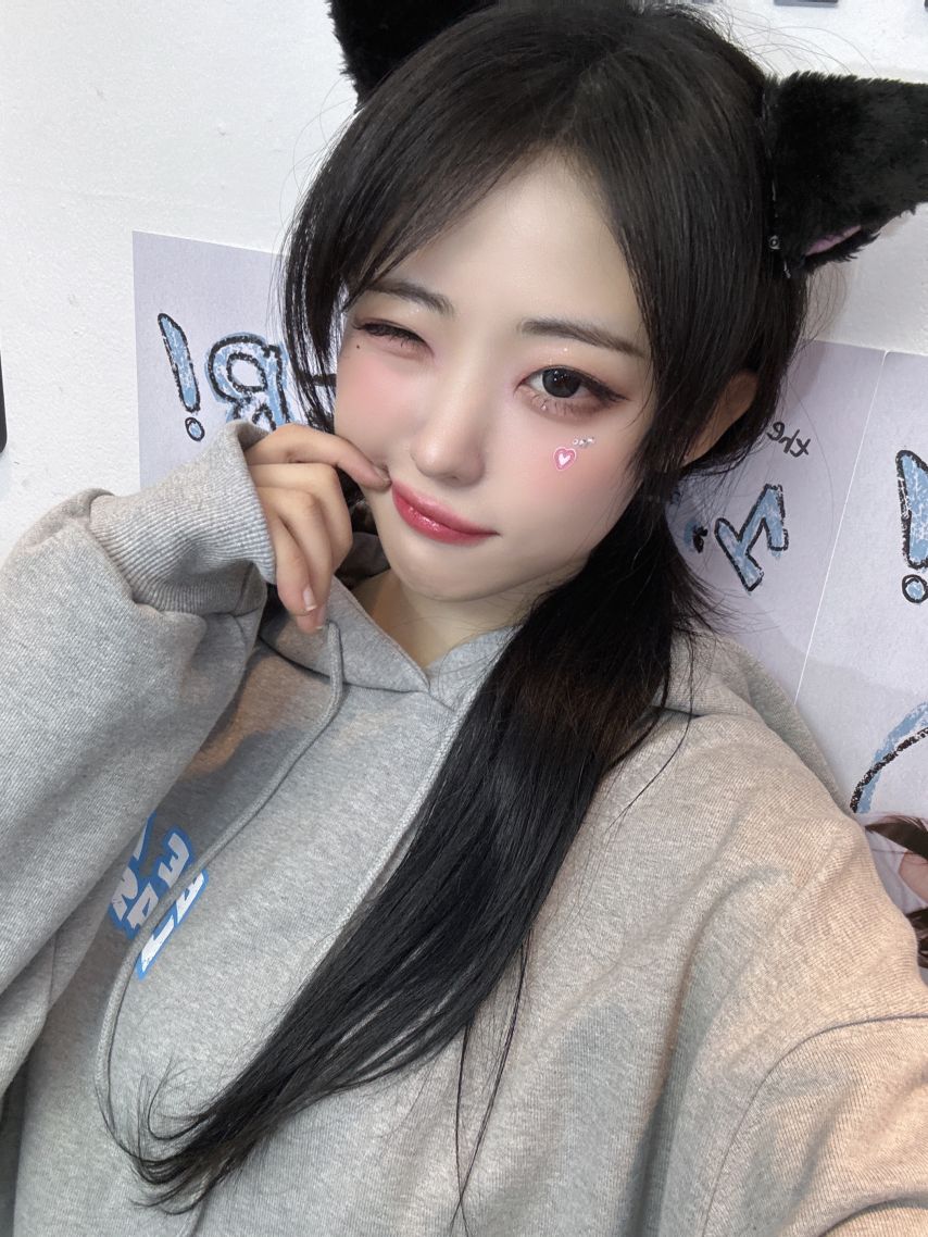 qwer 히나