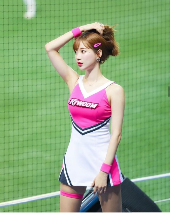 치어리더 김한나