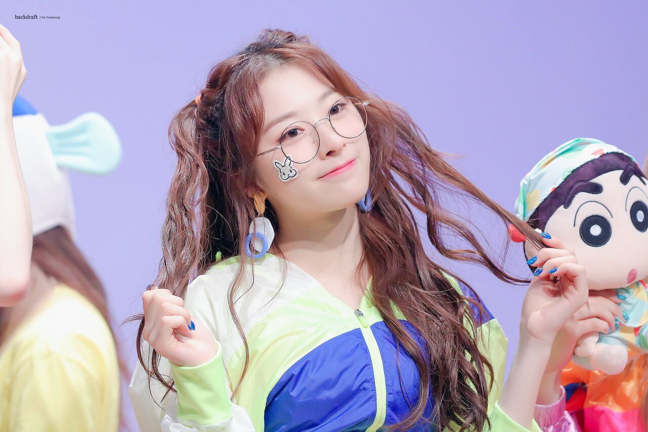 로켓펀치 윤경