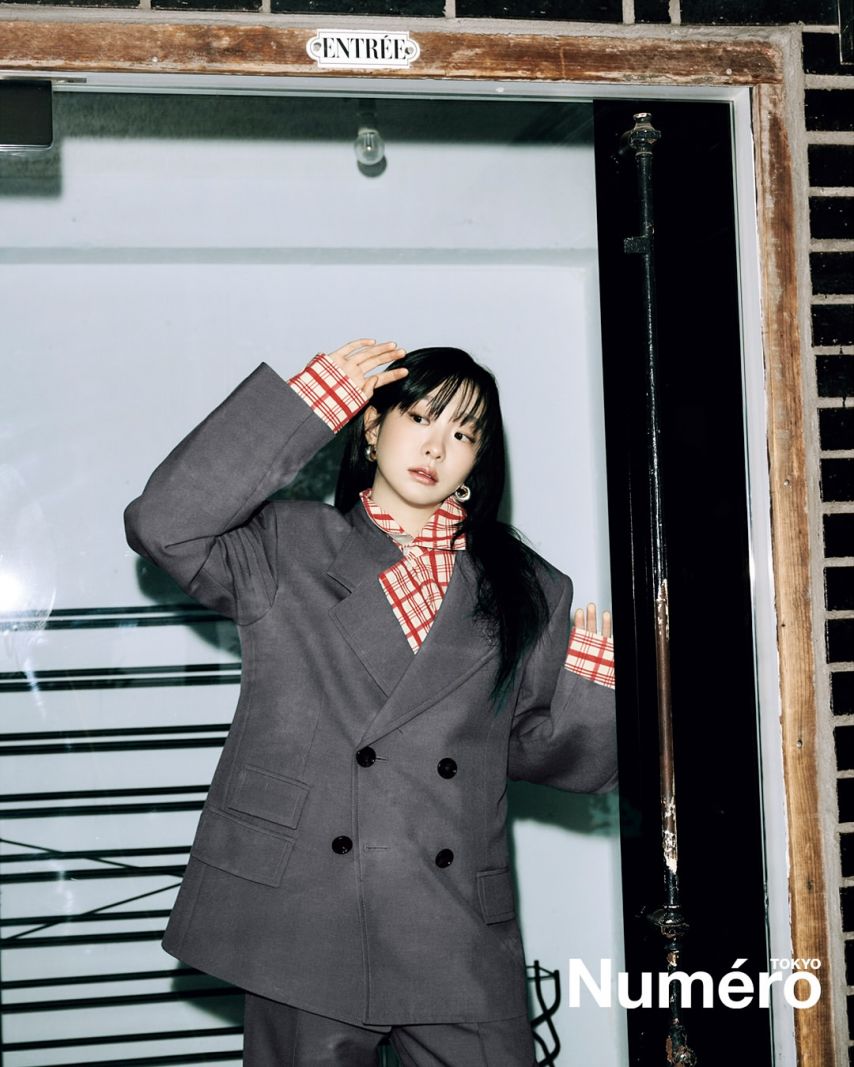 김다미