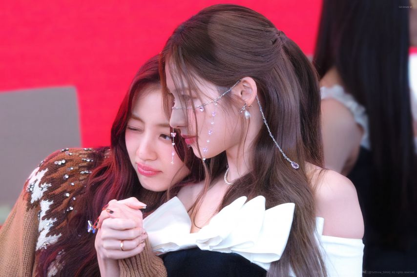 트와이스 사나 지효