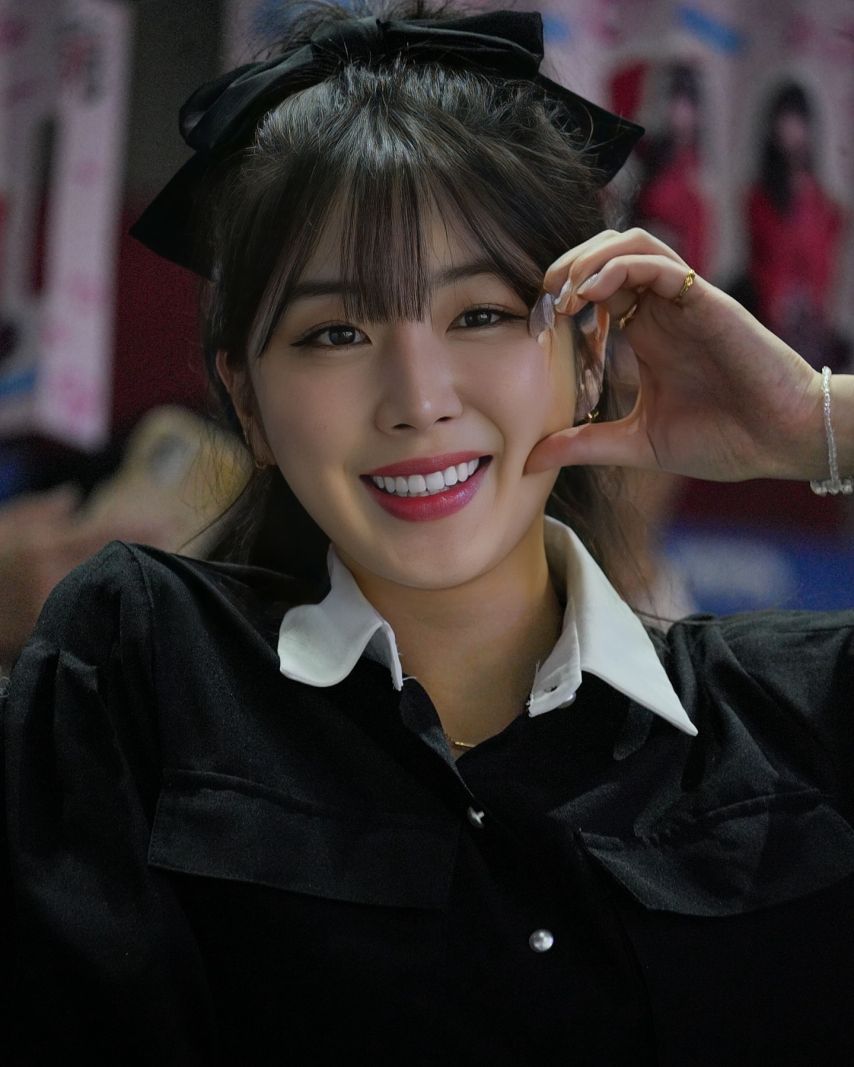 안지현