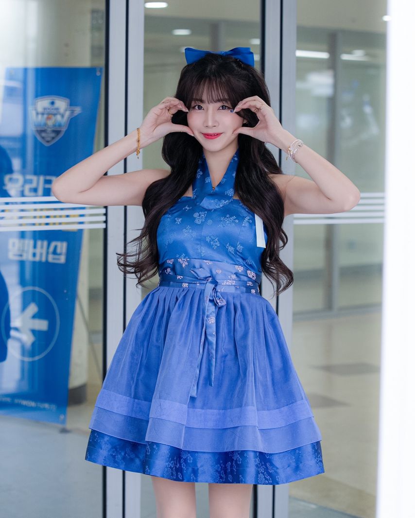 안지현