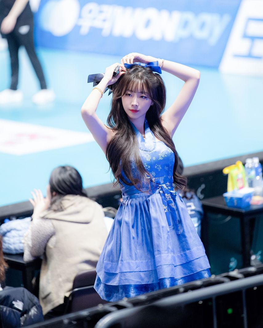 안지현