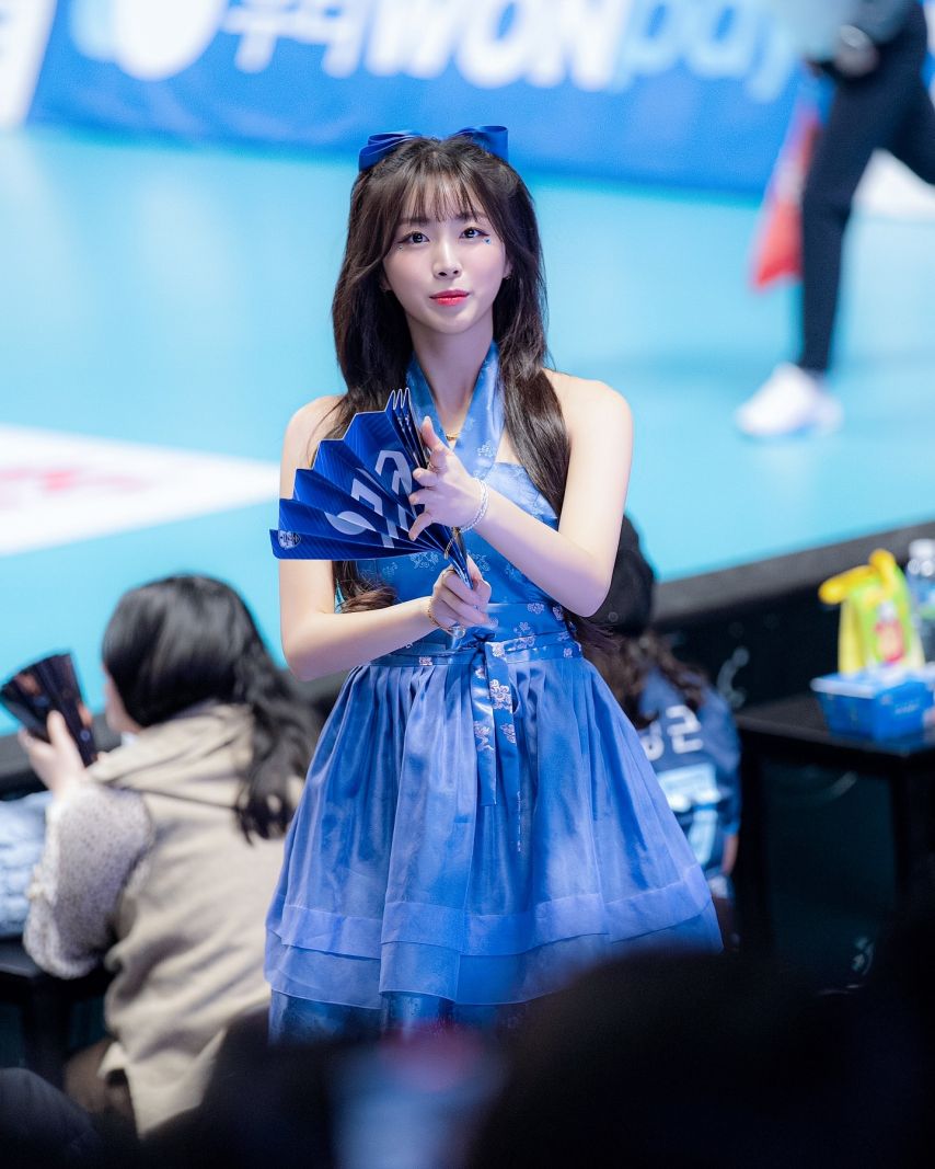 안지현