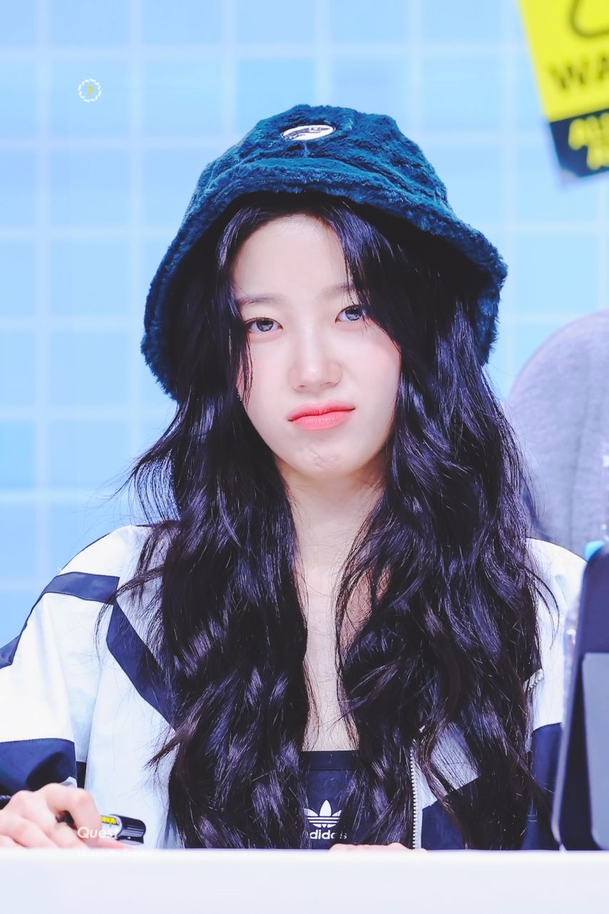 [르세라핌] 카즈하 ..... LADOR