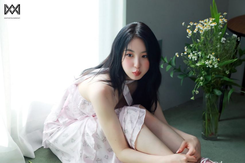 이채연 시즌그리팅 비하인드