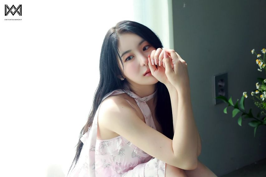 이채연 시즌그리팅 비하인드