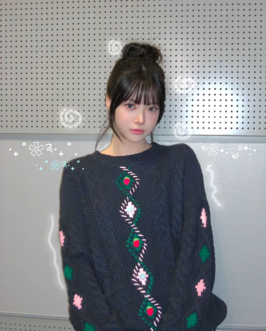 [르세라핌] 입 삐죽 나온 홍은채