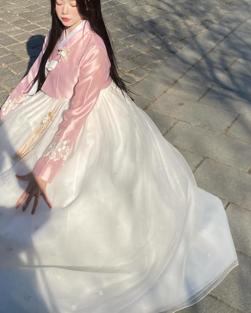 빌리 츠키 인스타.jpg