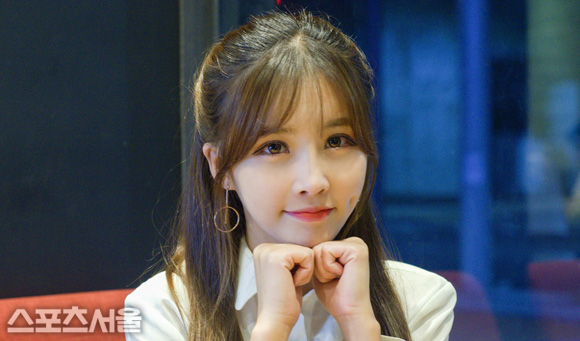 레이싱모델 이해른