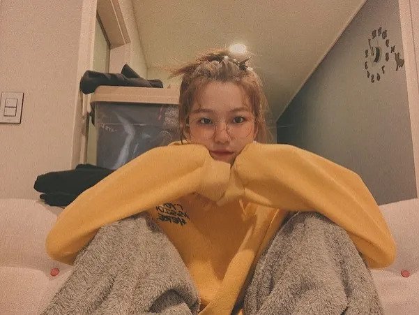 프로미스나인 지헌