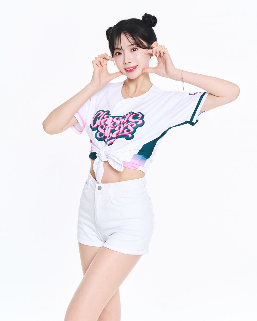 CLASSIC STARS 박선주 김나연 김도아 이아영 남민정 전은비 박민서 박선주 배수현 이정윤 이소영 이연진 박은혜