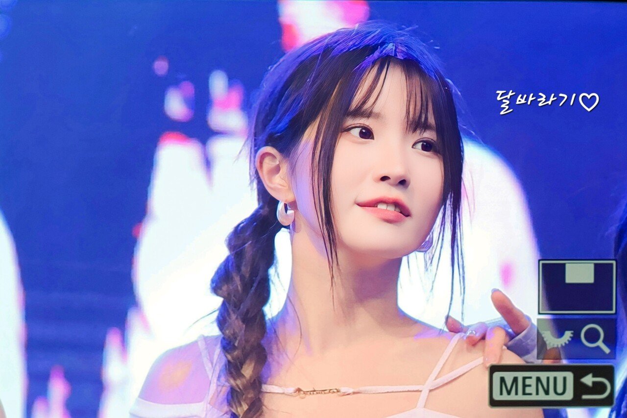프로미스나인 하영