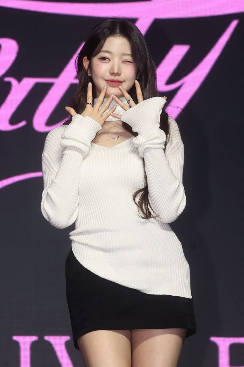 아이브_ 세 번째 미니앨범 ‘아이브 엠파시(IVE EMPATHY)’ 발매 기념 쇼케이스 고화질