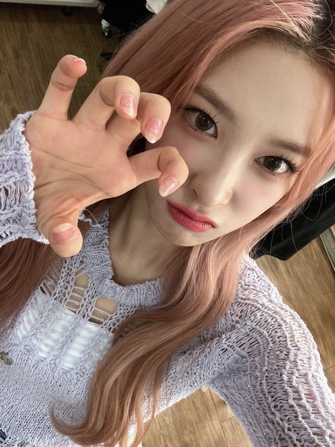 로켓펀치 윤경