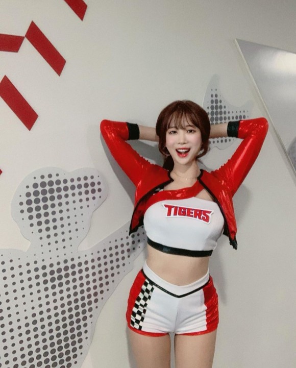 치어리더 김한나