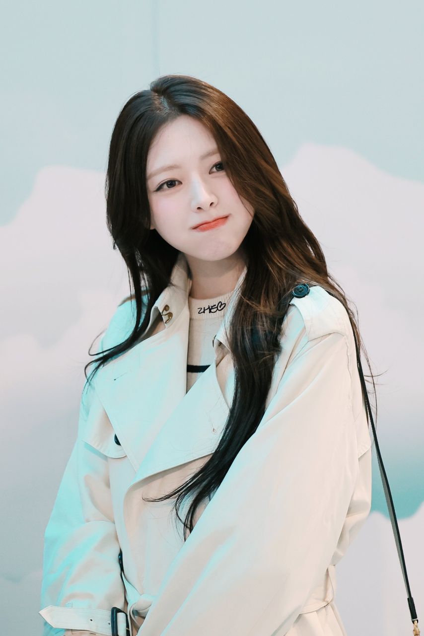 오늘자 ITZY 유나