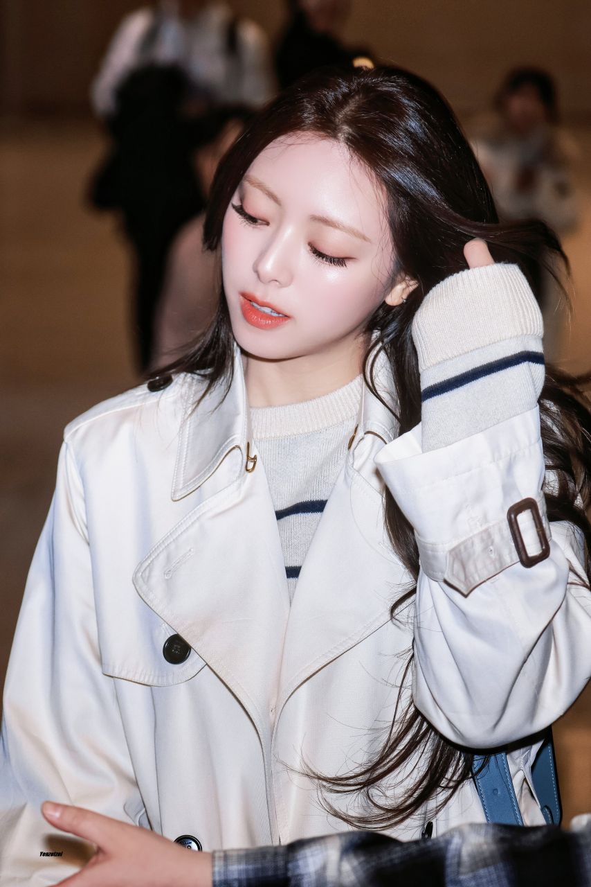 유나 ITZY있지 250209