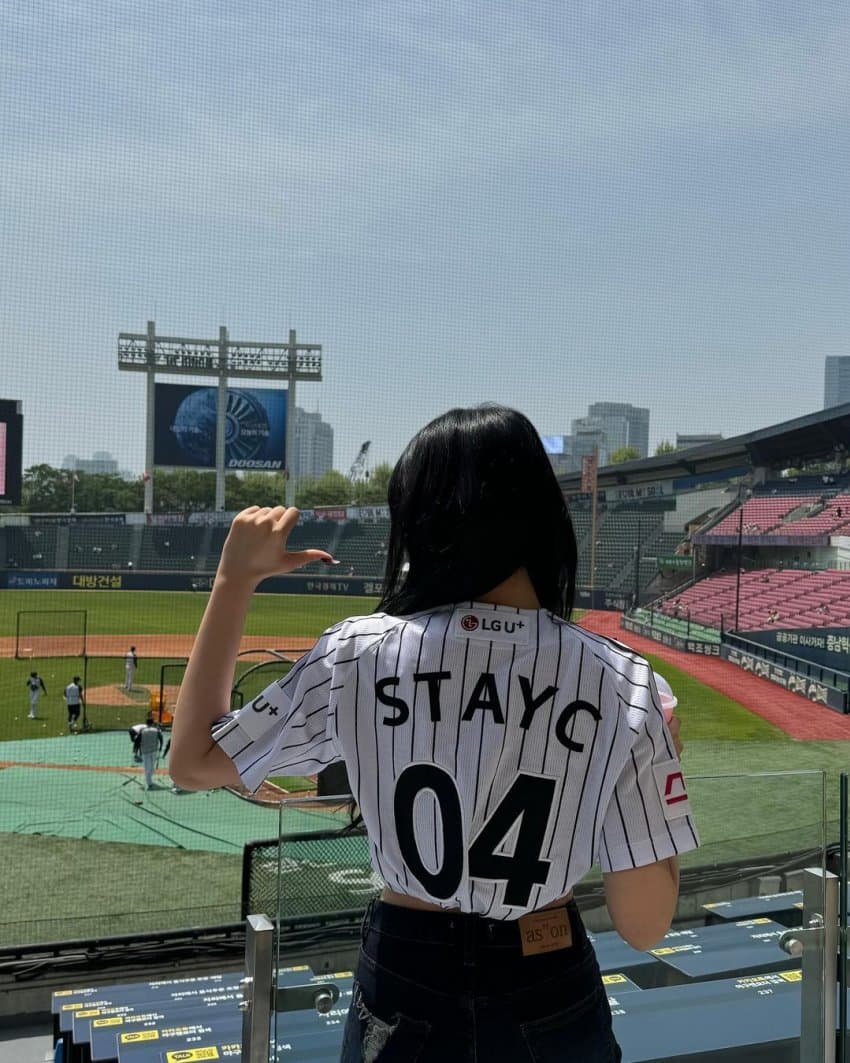 스테이씨 윤