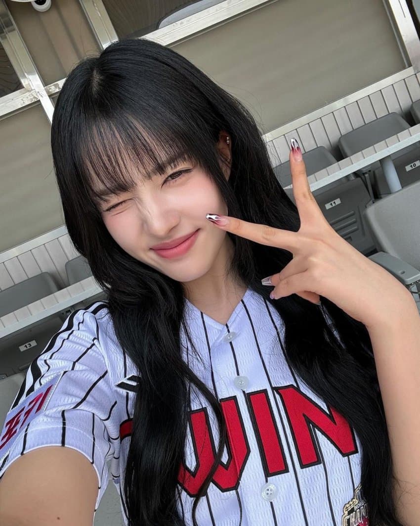 스테이씨 윤