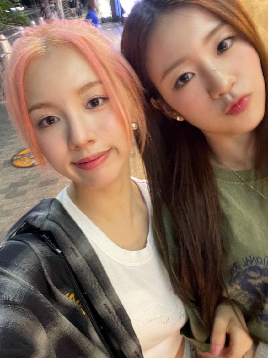 우연 WOOAH우아 030211 생일 with 나나 소라 루시 민서