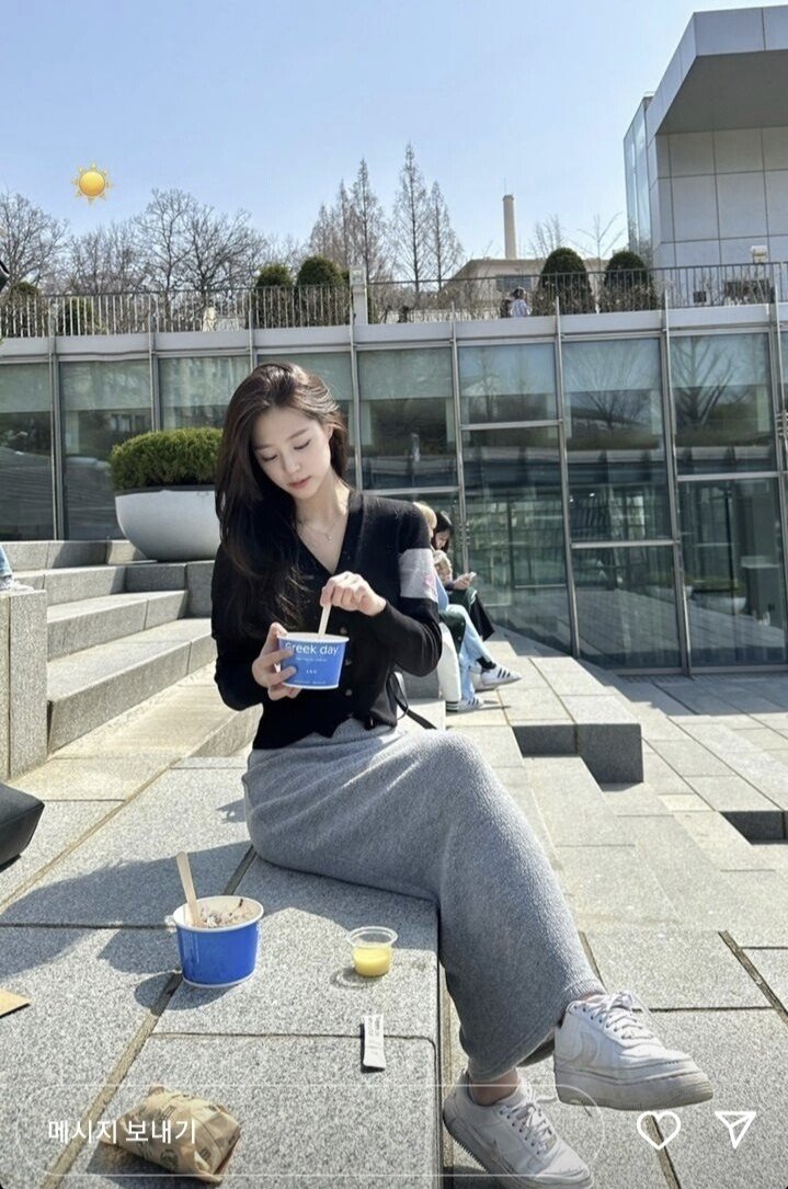 ㅇㅎ)이대 피아노과 나왔다는 아일릿 원희 사촌언니