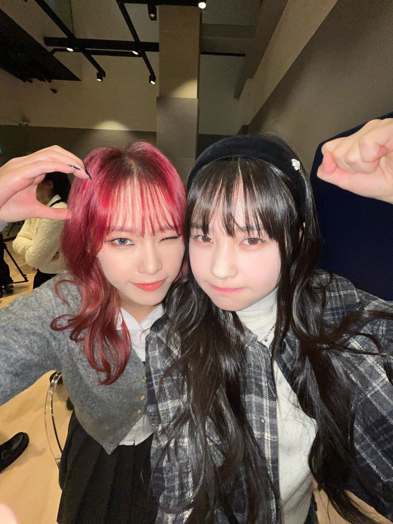 위클리 지한