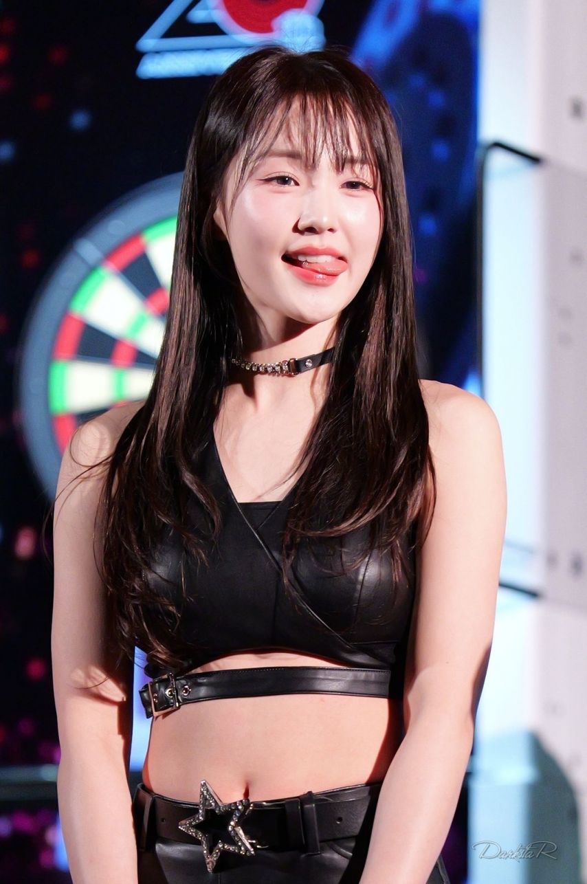 나나 (우아)