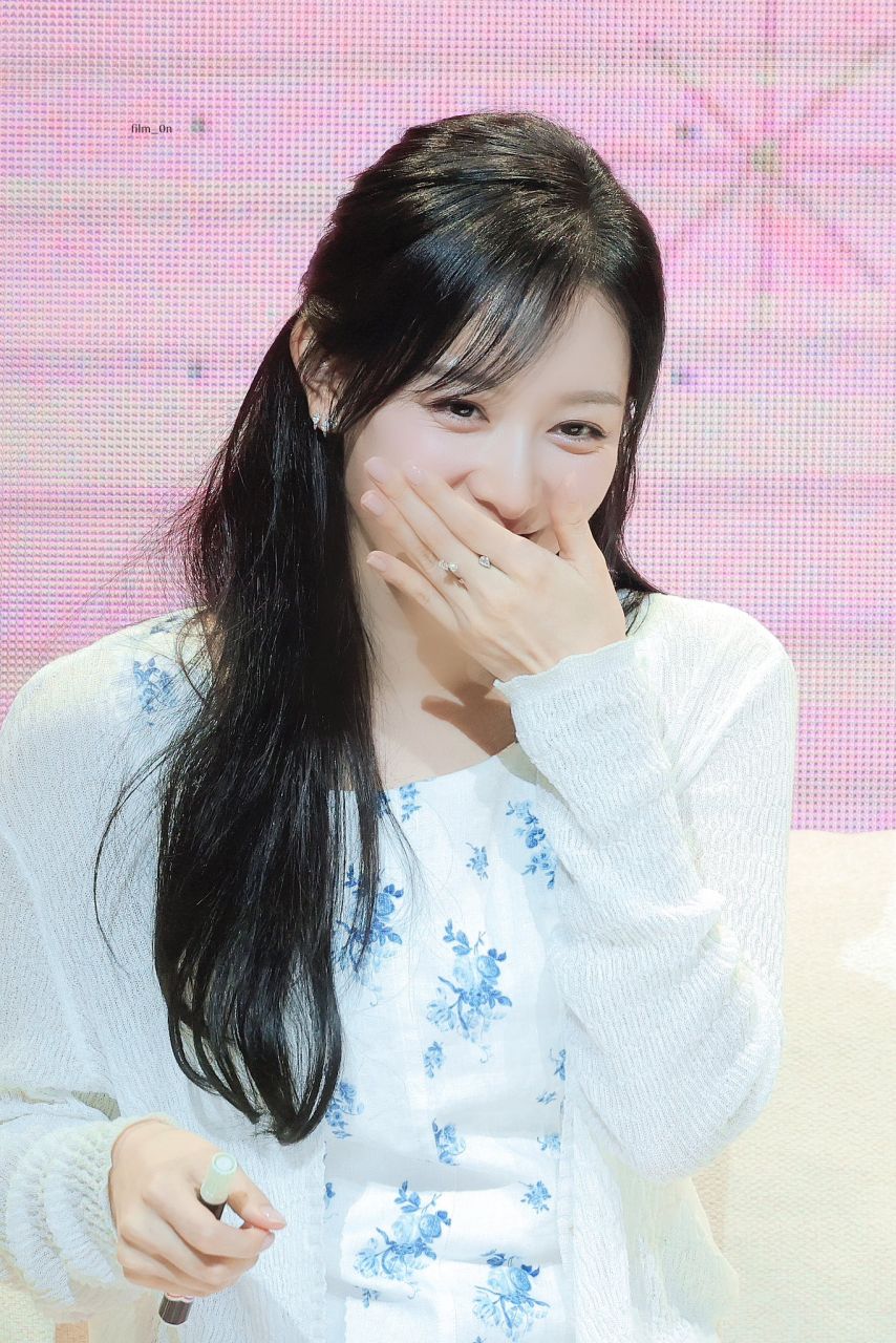 김지원