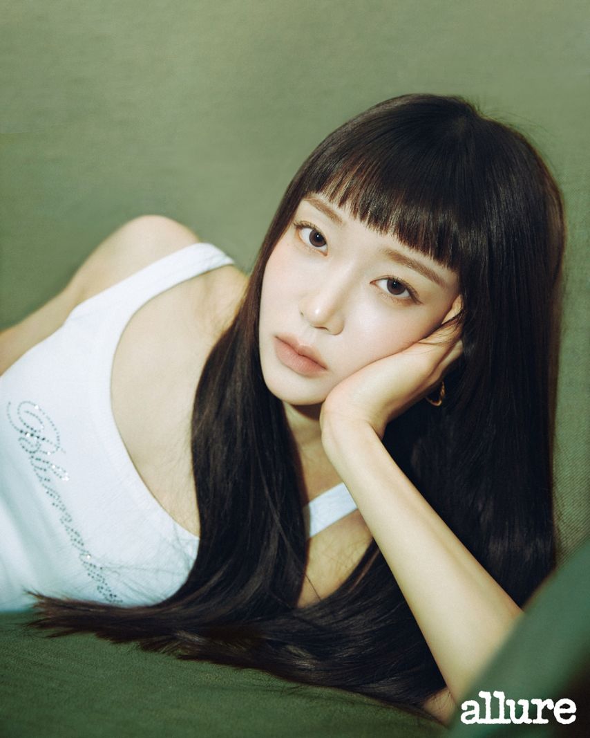 스테이씨 얼루어 3월호 화보.jpg