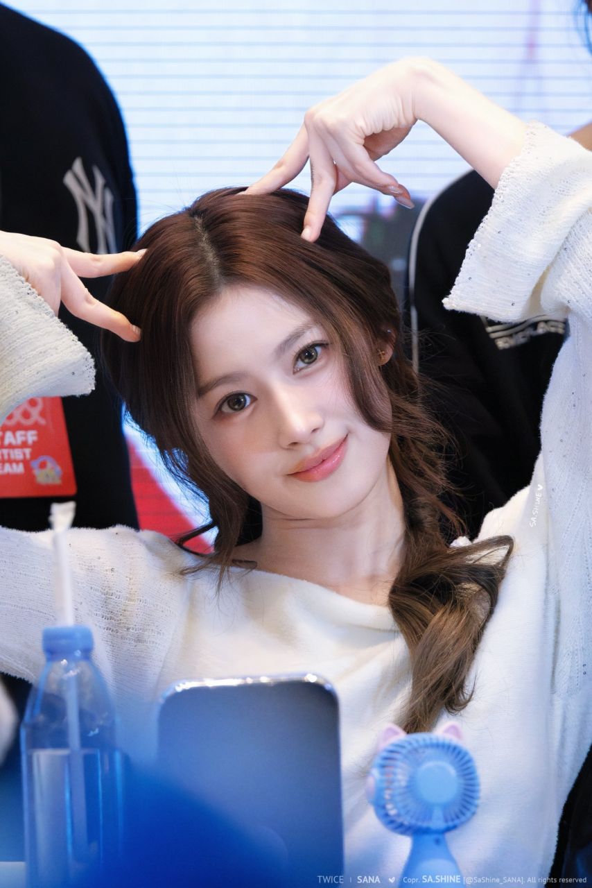 트와이스 사나