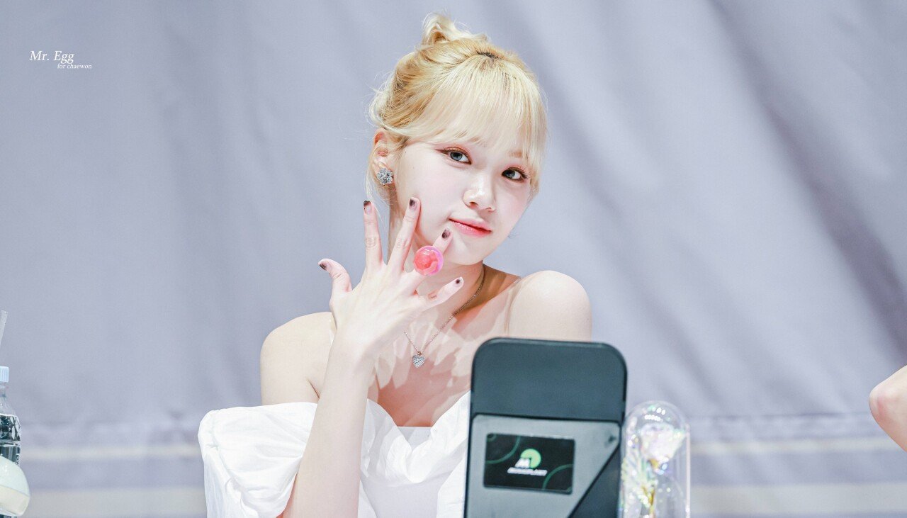 르세라핌 채원