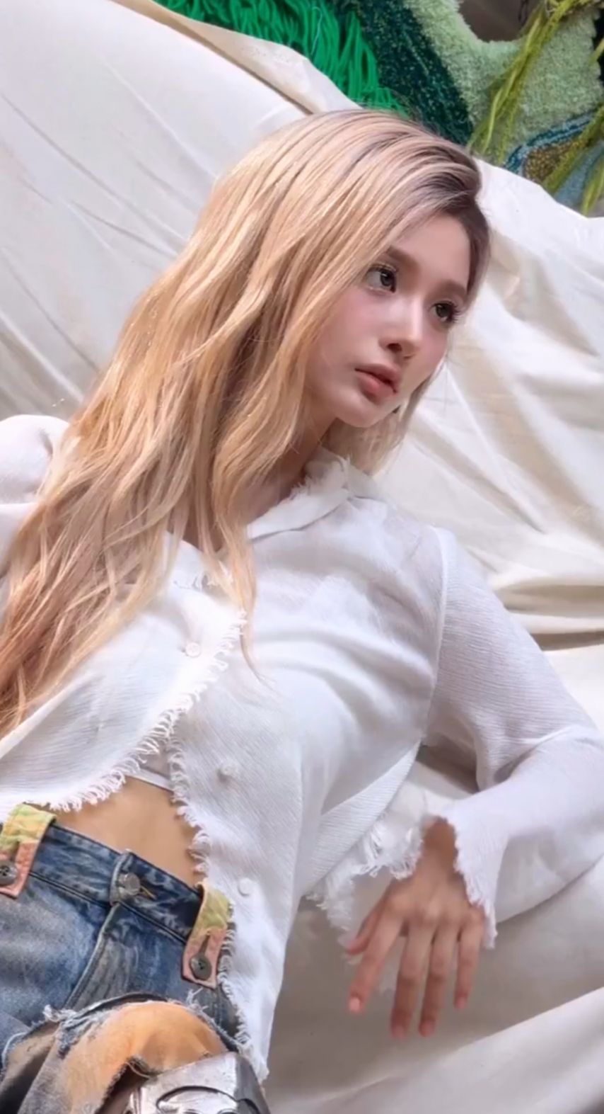 엔믹스 설윤이 안 올라오길 바랬다는 본인 사진.jpg