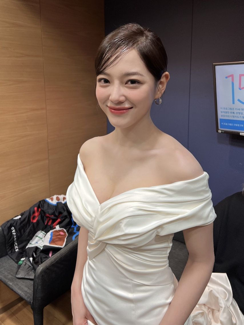 김세정