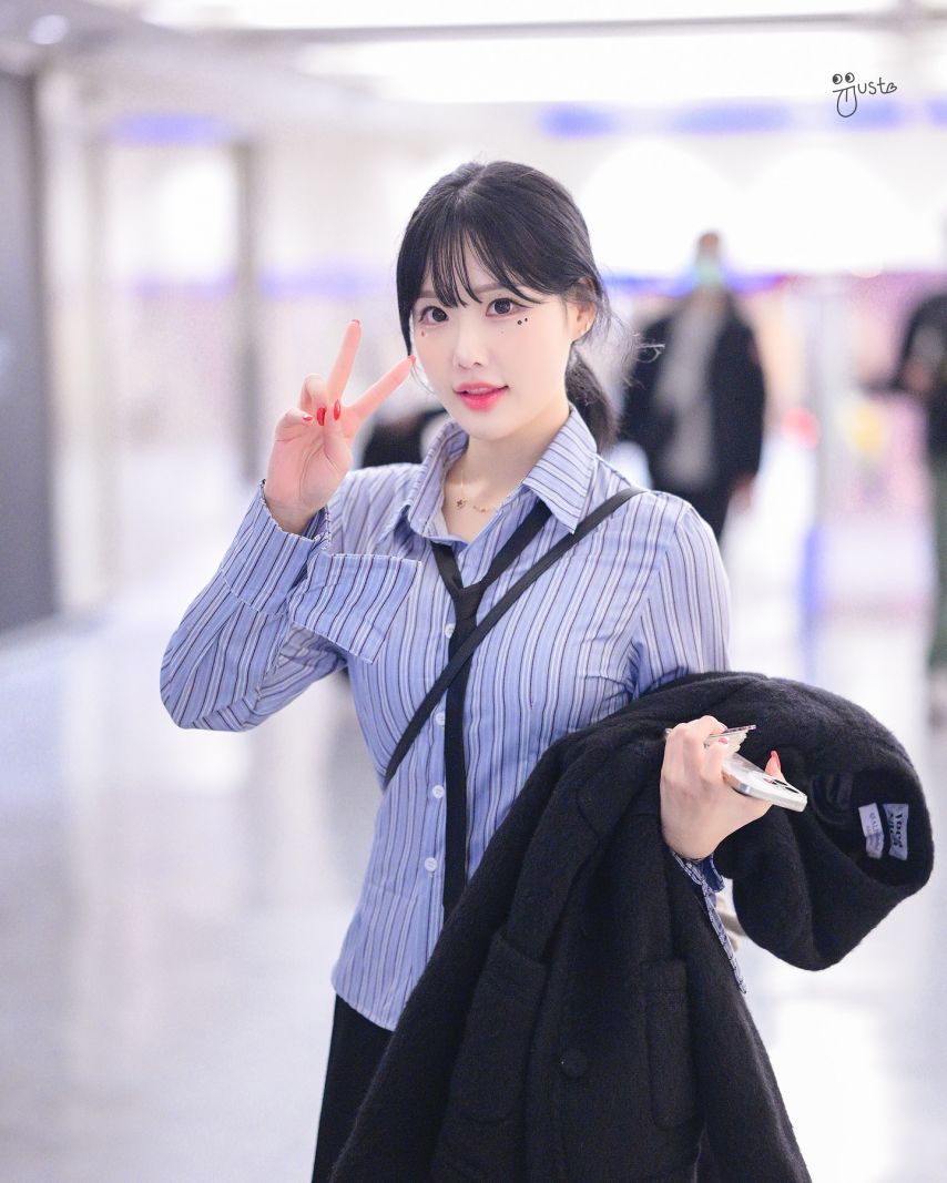 최홍라