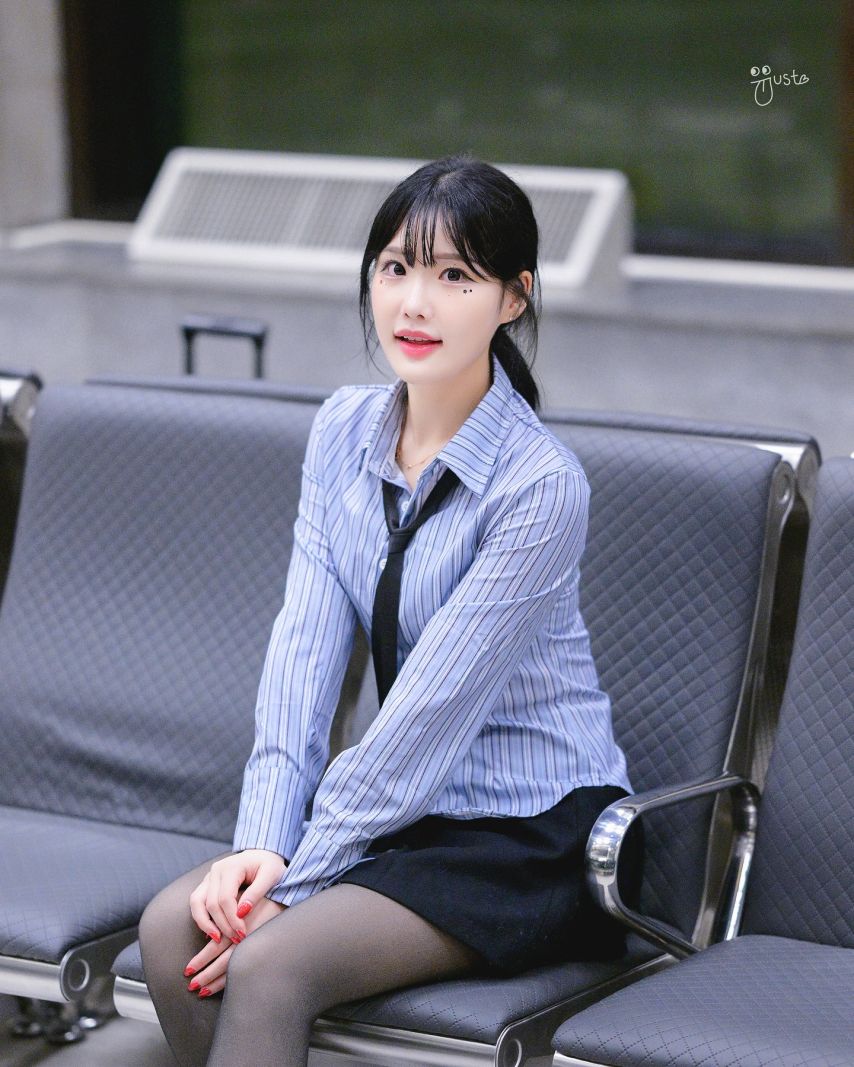 최홍라