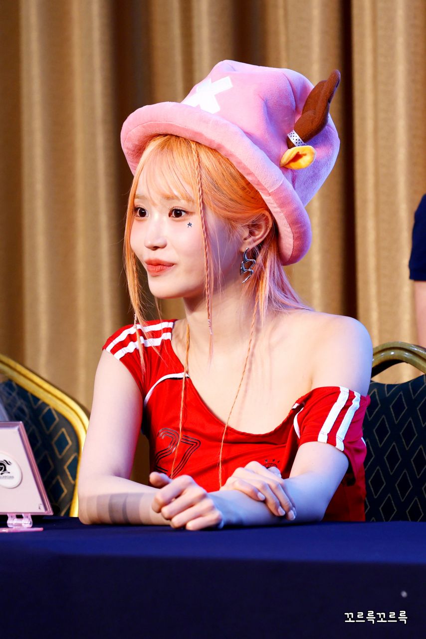 프로미스나인 송하영