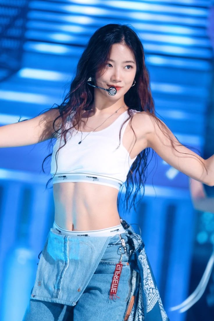 [르세라핌] 카즈하 배꼽